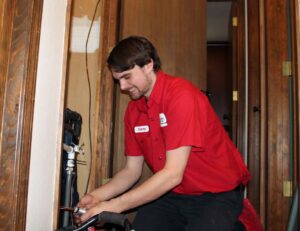 furnace repair and new heating system technician